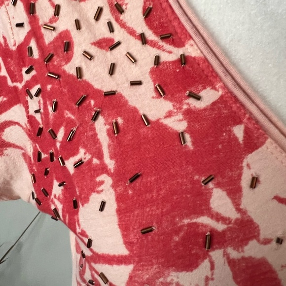 Calvin Klein Tee Shirt - Picture 9 of 9